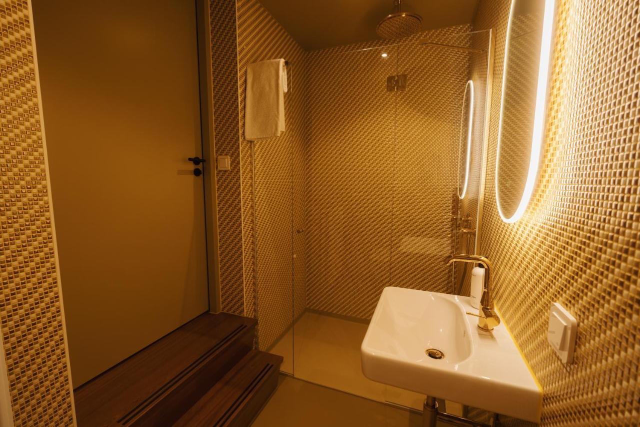 Staatsman Hotel